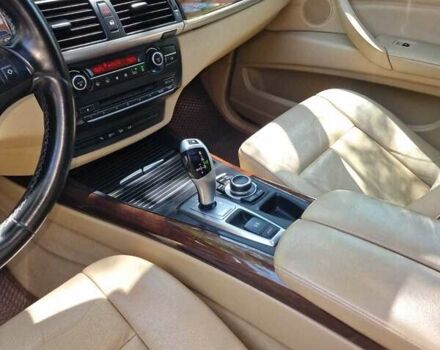 Серый БМВ Х5, объемом двигателя 3 л и пробегом 267 тыс. км за 16000 $, фото 12 на Automoto.ua