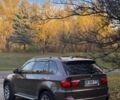 Серый БМВ Х5, объемом двигателя 3 л и пробегом 270 тыс. км за 5000 $, фото 3 на Automoto.ua