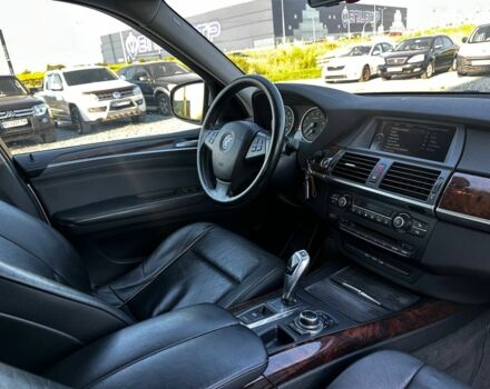 Серый БМВ Х5, объемом двигателя 3 л и пробегом 223 тыс. км за 12790 $, фото 35 на Automoto.ua