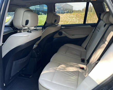 Сірий БМВ Х5, об'ємом двигуна 3 л та пробігом 320 тис. км за 15800 $, фото 18 на Automoto.ua