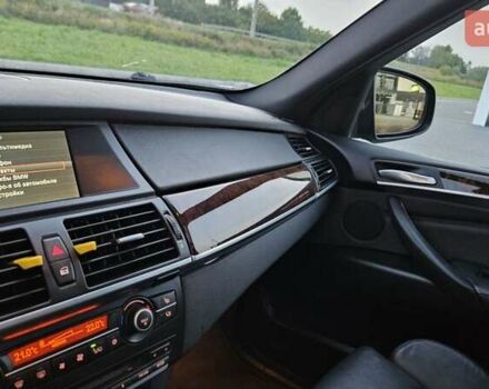 Серый БМВ Х5, объемом двигателя 3 л и пробегом 306 тыс. км за 12250 $, фото 30 на Automoto.ua