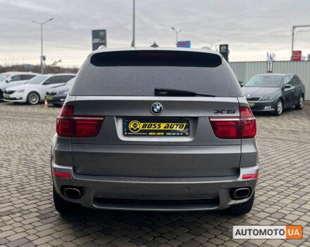 Серый БМВ Х5, объемом двигателя 4.4 л и пробегом 184 тыс. км за 16490 $, фото 5 на Automoto.ua