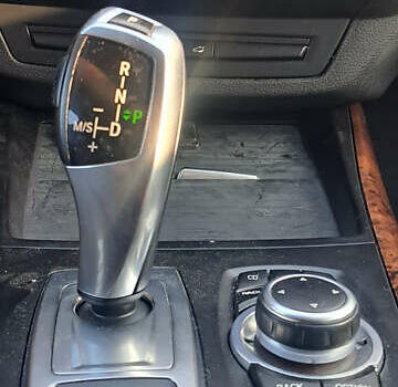 Серый БМВ Х5, объемом двигателя 3 л и пробегом 215 тыс. км за 15300 $, фото 11 на Automoto.ua