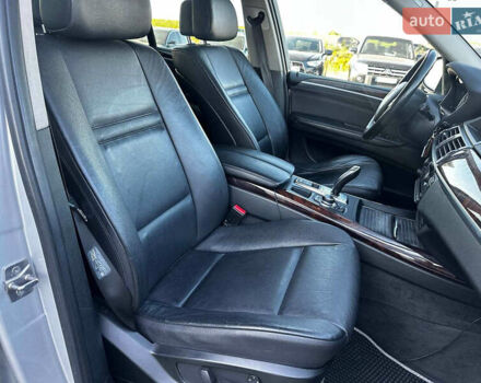 Серый БМВ Х5, объемом двигателя 3 л и пробегом 223 тыс. км за 12790 $, фото 34 на Automoto.ua