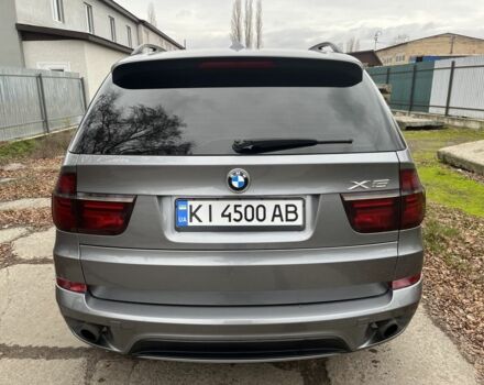 Серый БМВ Х5, объемом двигателя 3 л и пробегом 309 тыс. км за 12000 $, фото 5 на Automoto.ua