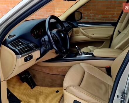 Сірий БМВ Х5, об'ємом двигуна 3 л та пробігом 258 тис. км за 13800 $, фото 32 на Automoto.ua