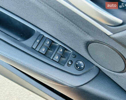 Серый БМВ Х5, объемом двигателя 2.98 л и пробегом 216 тыс. км за 14700 $, фото 27 на Automoto.ua