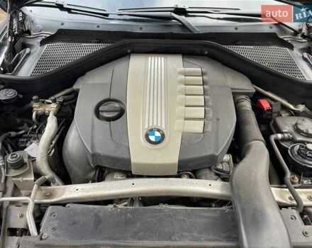 Серый БМВ Х5, объемом двигателя 3 л и пробегом 199 тыс. км за 17900 $, фото 5 на Automoto.ua