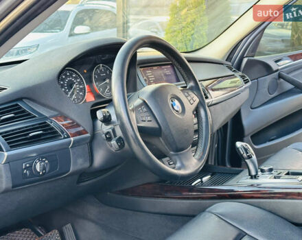 Серый БМВ Х5, объемом двигателя 2.98 л и пробегом 216 тыс. км за 14700 $, фото 15 на Automoto.ua