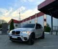 Серый БМВ Х5, объемом двигателя 3 л и пробегом 250 тыс. км за 12500 $, фото 1 на Automoto.ua