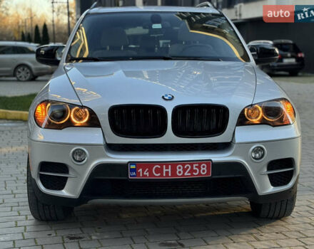 Серый БМВ Х5, объемом двигателя 3 л и пробегом 287 тыс. км за 15500 $, фото 7 на Automoto.ua