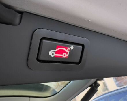 Серый БМВ Х5, объемом двигателя 3 л и пробегом 211 тыс. км за 8500 $, фото 1 на Automoto.ua