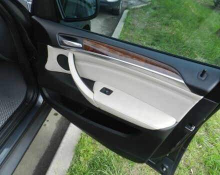 Сірий БМВ Х5, об'ємом двигуна 3 л та пробігом 120 тис. км за 14300 $, фото 5 на Automoto.ua