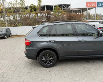 Сірий БМВ Х5, об'ємом двигуна 2.98 л та пробігом 180 тис. км за 14800 $, фото 33 на Automoto.ua