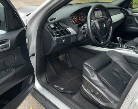 Сірий БМВ Х5, об'ємом двигуна 2.98 л та пробігом 246 тис. км за 13000 $, фото 4 на Automoto.ua