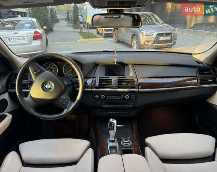 Серый БМВ Х5, объемом двигателя 3 л и пробегом 287 тыс. км за 15500 $, фото 37 на Automoto.ua