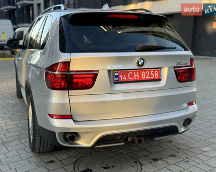 Серый БМВ Х5, объемом двигателя 3 л и пробегом 287 тыс. км за 15500 $, фото 25 на Automoto.ua