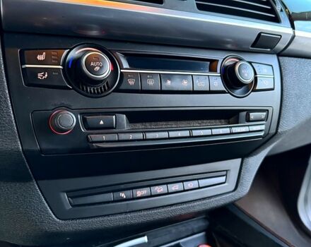 Сірий БМВ Х5, об'ємом двигуна 3 л та пробігом 250 тис. км за 12500 $, фото 13 на Automoto.ua