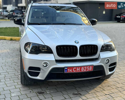 Серый БМВ Х5, объемом двигателя 3 л и пробегом 287 тыс. км за 15500 $, фото 13 на Automoto.ua