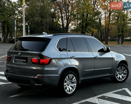 Серый БМВ Х5, объемом двигателя 2.99 л и пробегом 225 тыс. км за 15999 $, фото 2 на Automoto.ua
