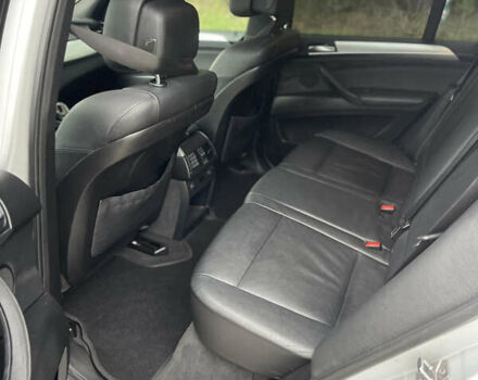 Сірий БМВ Х5, об'ємом двигуна 2.98 л та пробігом 246 тис. км за 13000 $, фото 6 на Automoto.ua