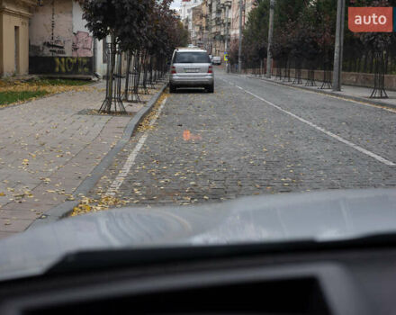 Сірий БМВ Х5, об'ємом двигуна 3 л та пробігом 237 тис. км за 19900 $, фото 44 на Automoto.ua