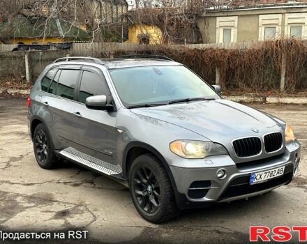 Серый БМВ Х5, объемом двигателя 3 л и пробегом 175 тыс. км за 13499 $, фото 6 на Automoto.ua