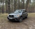 Серый БМВ Х5, объемом двигателя 3 л и пробегом 330 тыс. км за 13500 $, фото 1 на Automoto.ua