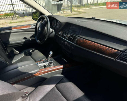 Сірий БМВ Х5, об'ємом двигуна 2.98 л та пробігом 168 тис. км за 13000 $, фото 8 на Automoto.ua