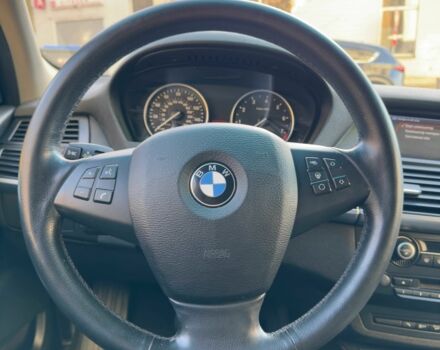 Серый БМВ Х5, объемом двигателя 3 л и пробегом 211 тыс. км за 8500 $, фото 12 на Automoto.ua