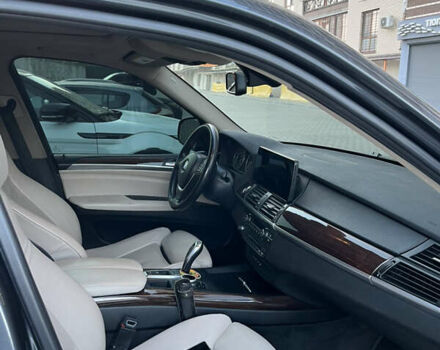 Сірий БМВ Х5, об'ємом двигуна 2.98 л та пробігом 185 тис. км за 15300 $, фото 31 на Automoto.ua