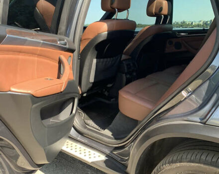 Сірий БМВ Х5, об'ємом двигуна 3 л та пробігом 317 тис. км за 17000 $, фото 9 на Automoto.ua