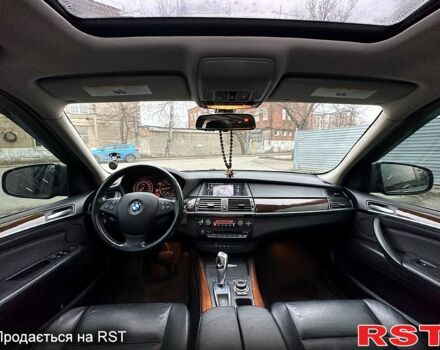 Серый БМВ Х5, объемом двигателя 3 л и пробегом 175 тыс. км за 13499 $, фото 8 на Automoto.ua