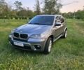 Серый БМВ Х5, объемом двигателя 3 л и пробегом 225 тыс. км за 15500 $, фото 13 на Automoto.ua