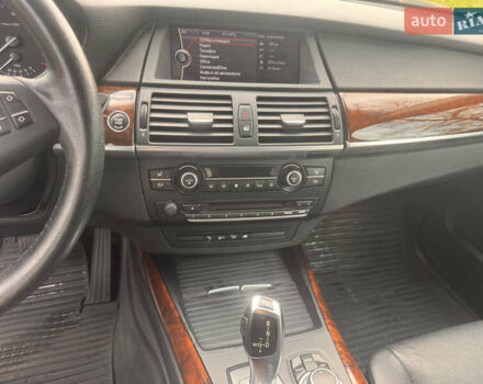 Серый БМВ Х5, объемом двигателя 2.98 л и пробегом 214 тыс. км за 15500 $, фото 15 на Automoto.ua