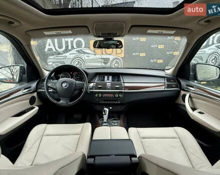 Серый БМВ Х5, объемом двигателя 2.98 л и пробегом 237 тыс. км за 11800 $, фото 13 на Automoto.ua