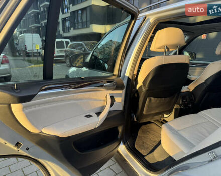 Серый БМВ Х5, объемом двигателя 3 л и пробегом 287 тыс. км за 15500 $, фото 35 на Automoto.ua