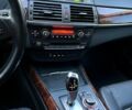 Серый БМВ Х5, объемом двигателя 3 л и пробегом 225 тыс. км за 12600 $, фото 4 на Automoto.ua