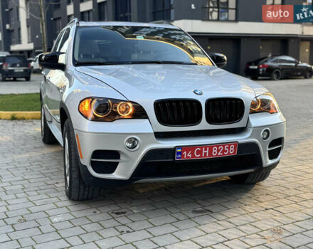 Серый БМВ Х5, объемом двигателя 3 л и пробегом 287 тыс. км за 15500 $, фото 3 на Automoto.ua