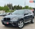 Серый БМВ Х5, объемом двигателя 3 л и пробегом 273 тыс. км за 15490 $, фото 1 на Automoto.ua