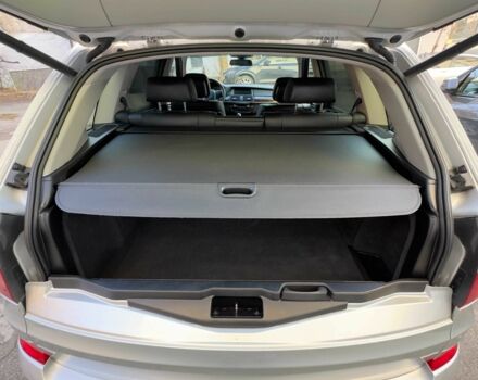 Серый БМВ Х5, объемом двигателя 3 л и пробегом 211 тыс. км за 8500 $, фото 3 на Automoto.ua