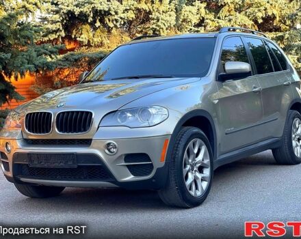 Сірий БМВ Х5, об'ємом двигуна 3 л та пробігом 262 тис. км за 13900 $, фото 1 на Automoto.ua