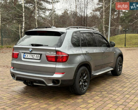 Серый БМВ Х5, объемом двигателя 2.98 л и пробегом 180 тыс. км за 12500 $, фото 3 на Automoto.ua