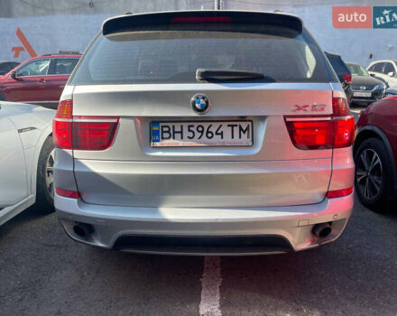 Серый БМВ Х5, объемом двигателя 3 л и пробегом 274 тыс. км за 18500 $, фото 2 на Automoto.ua