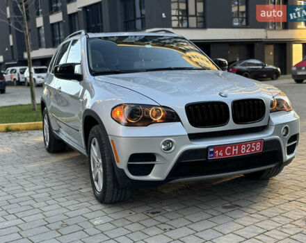 Серый БМВ Х5, объемом двигателя 3 л и пробегом 287 тыс. км за 15500 $, фото 1 на Automoto.ua