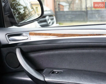 Сірий БМВ Х5, об'ємом двигуна 3 л та пробігом 237 тис. км за 19900 $, фото 45 на Automoto.ua