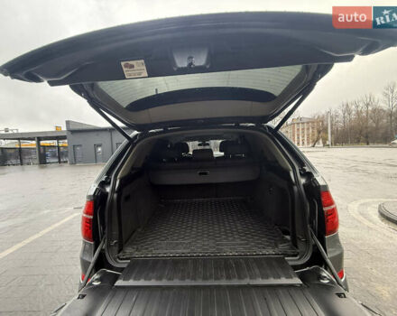 Серый БМВ Х5, объемом двигателя 2.98 л и пробегом 230 тыс. км за 14500 $, фото 11 на Automoto.ua