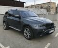 Серый БМВ Х5, объемом двигателя 3.5 л и пробегом 330 тыс. км за 14500 $, фото 6 на Automoto.ua