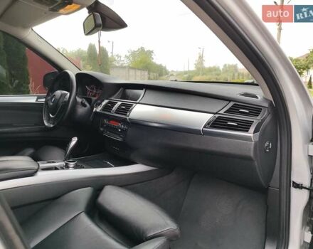 БМВ Х5 2011 в Львове на Automoto.ua Серый БМВ Х5, объемом двигателя 2.99 л и пробегом 238 тыс. км за 18500 $, фото 25 на Automoto.ua