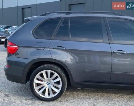 Серый БМВ Х5, объемом двигателя 3 л и пробегом 304 тыс. км за 14390 $, фото 5 на Automoto.ua